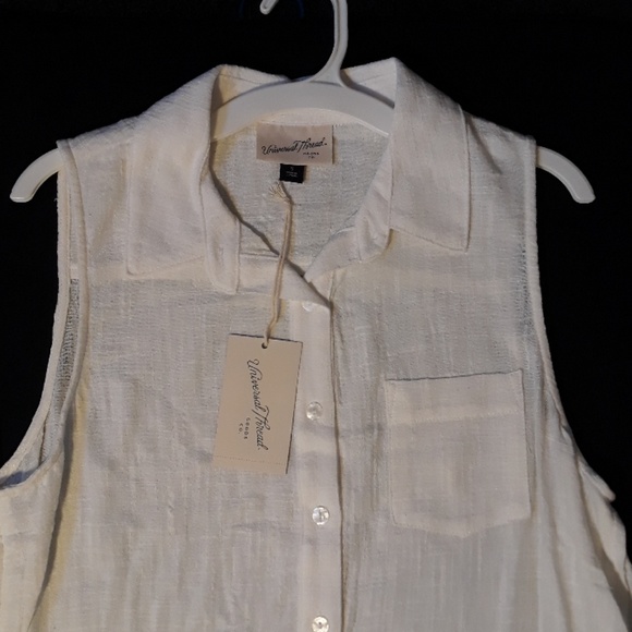 Universal Thread Small Button up Tank - Ivory - Picture 2 of 7